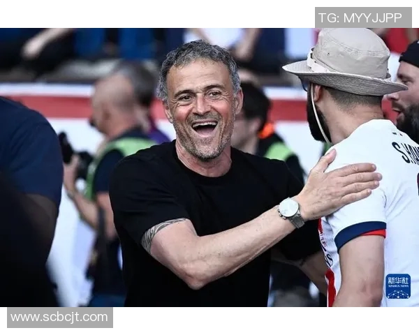 温格回应巴黎圣日耳曼主席担忧,强调球队冠军前景 温格回应巴黎圣日耳曼主席担忧,强调球队冠军前景